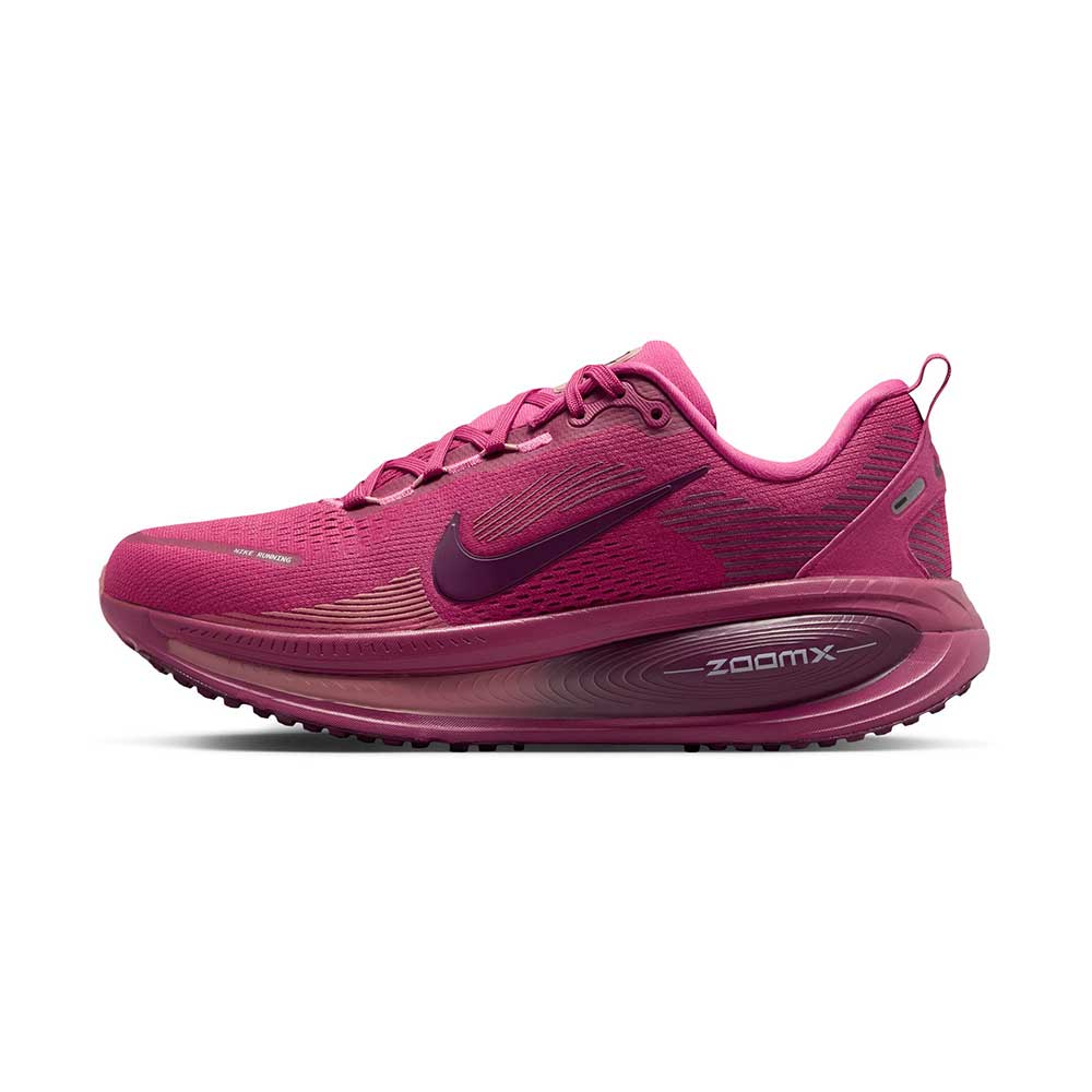Women's Vomero 18 Running Shoe - Sweet Beet/Bordeaux Red/Stardust - Regular (B)