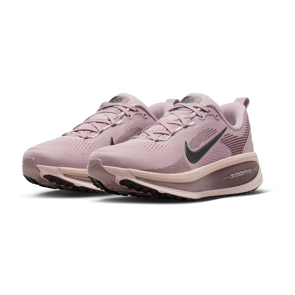 Women's Nike Vomero 18 - Particle Rose/Off Noir/Silt Red/Tattoo - Regular (B)