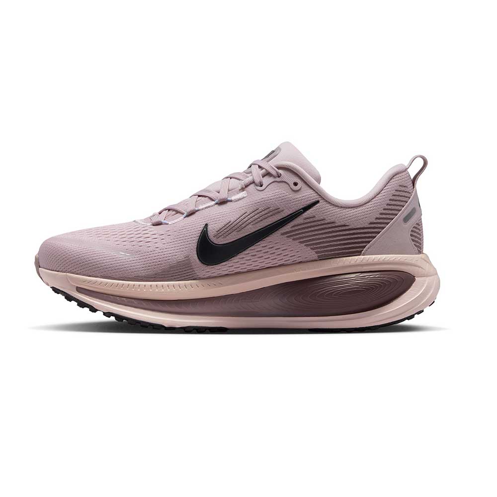 Women's Nike Vomero 18 - Particle Rose/Off Noir/Silt Red/Tattoo - Regular (B)