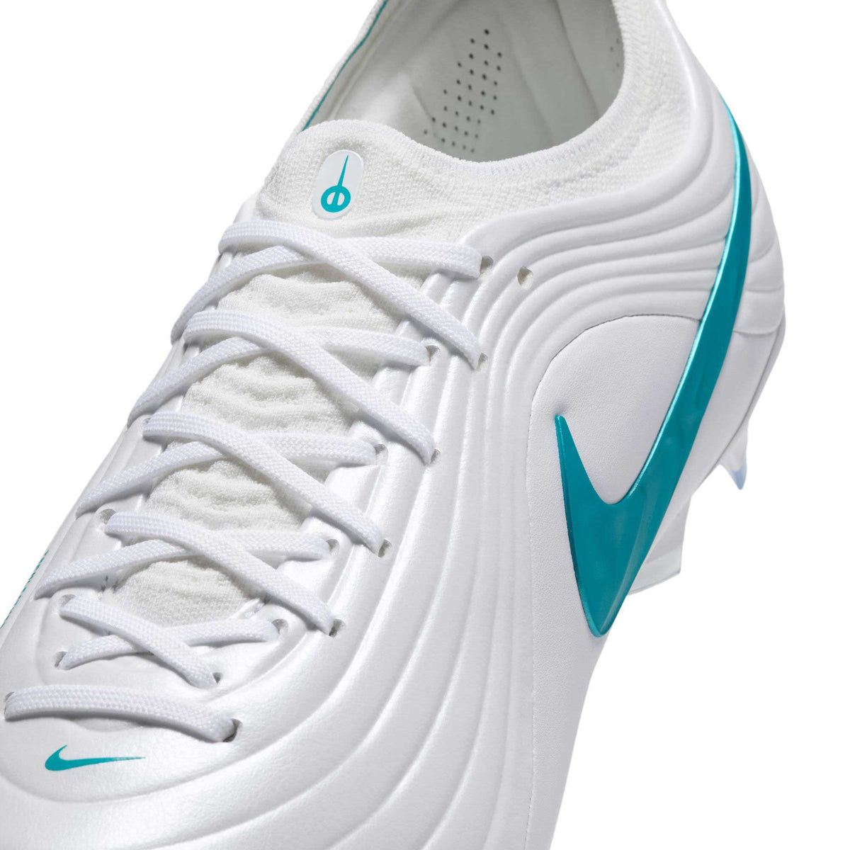 Tiempo Maestro Elite FG - White/Dusty Cactus/White - Regular (D)