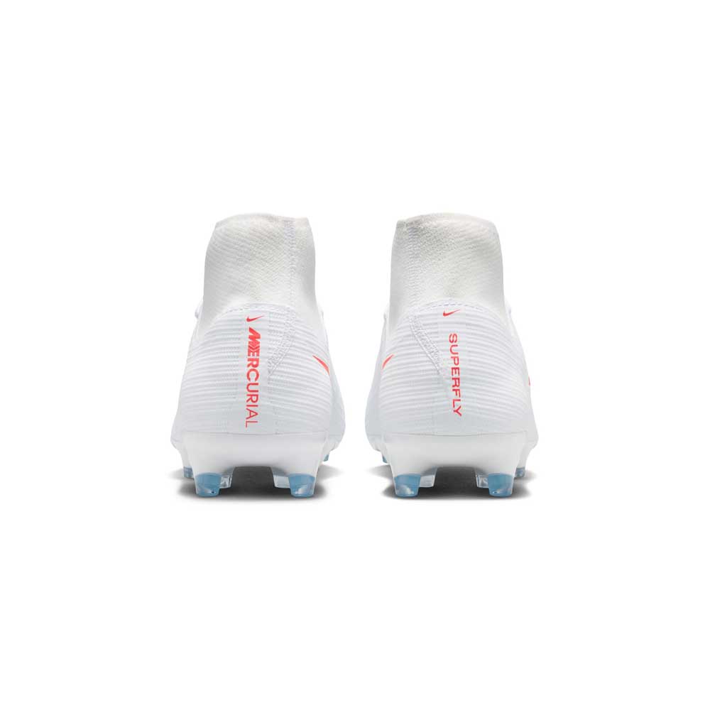Superfly 11 Academy FG/MG (D) - White/Blur/Bright Crimson