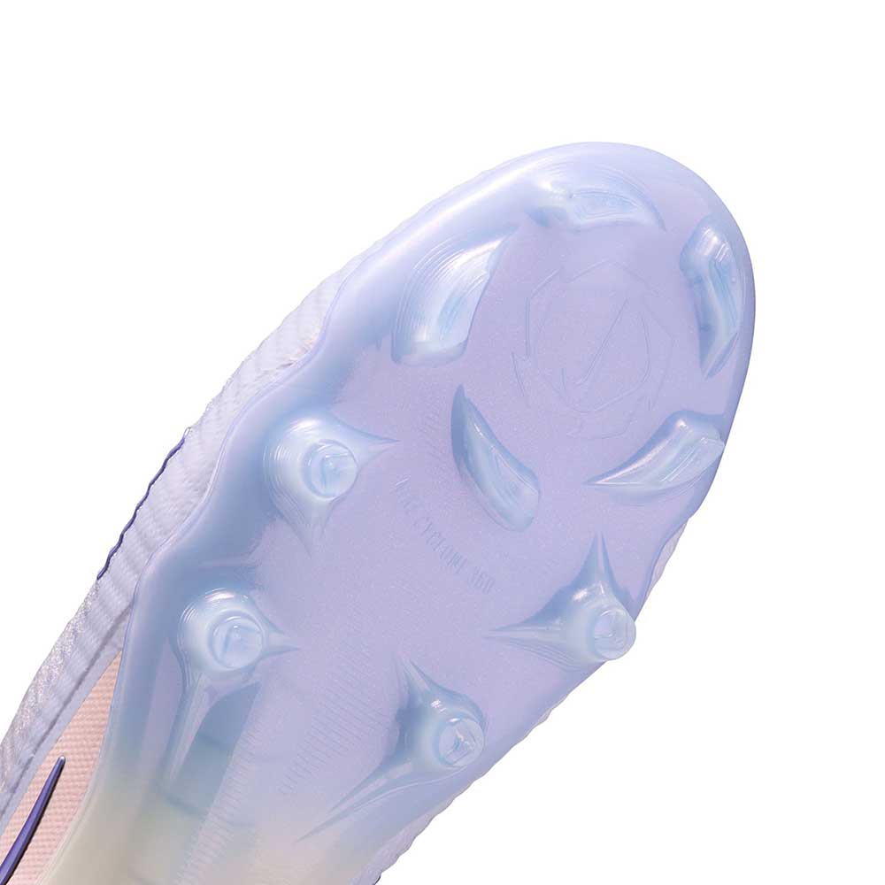 Phantom 6 Low Elite FG LV8 - Ghost/Ghost/Guava Ice - Regular (D)