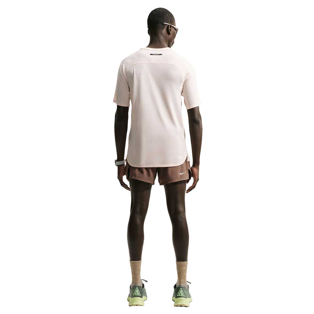 Men's ACG Solar Chase Dri-FIT Adv Trail Running Top - Light Orewood