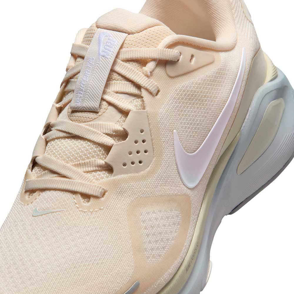 Women's Nike Structure 26 Running Shoe - Chalk/White/Sea Glass/Light Smoke Grey - Regular (B)