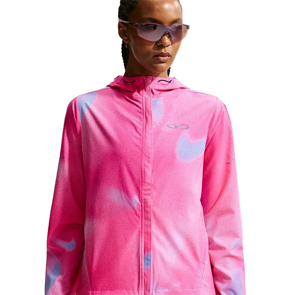 Women's Nike Swift Repel Packable Jacket - Hyper Pink