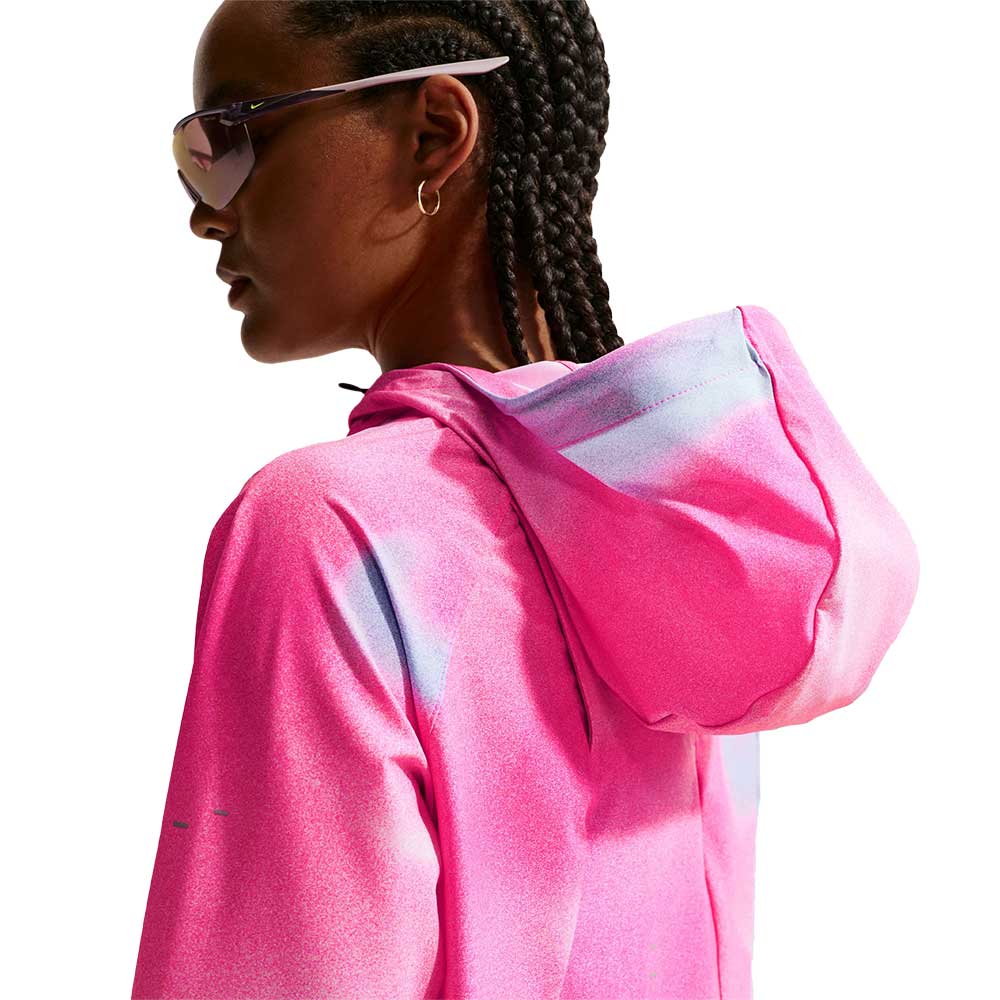 Women's Nike Swift Repel Packable Jacket - Hyper Pink