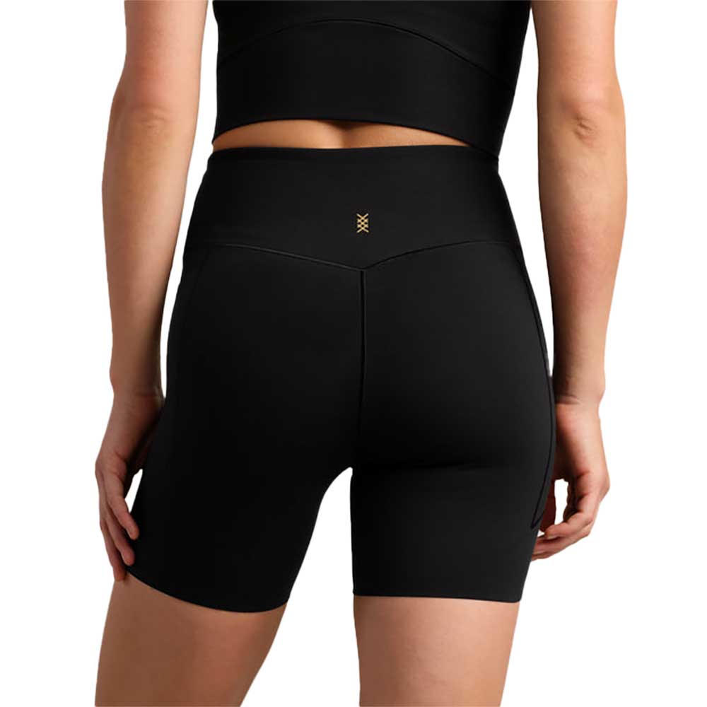 Women's Revive 6" Short - Black