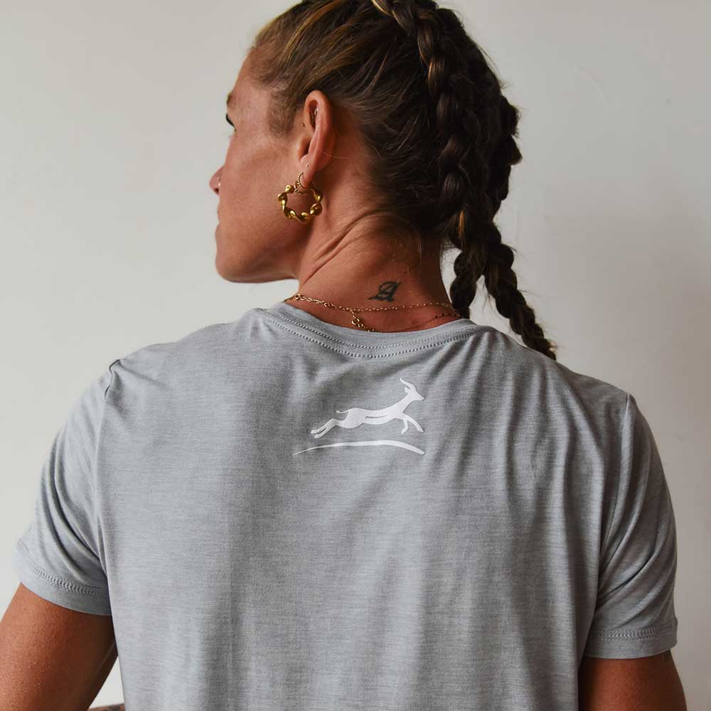 Women's Run Mich Waves Performance Tech Short Sleeve Classic Fit - Silver Cloud/White Woven Square Patch w/ Light Gray Gazelle