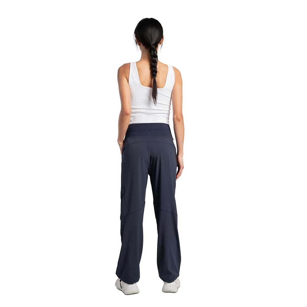 Women's Momentum Cargo Pant - Outer Space