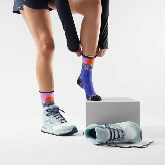 Women's Hike Targeted Cushion Mountain Sunrise Print Crew - Deep Navy