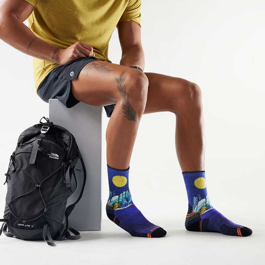 Men's Hike Targeted Cushion Mountain Myth Print Crew - Deep Navy