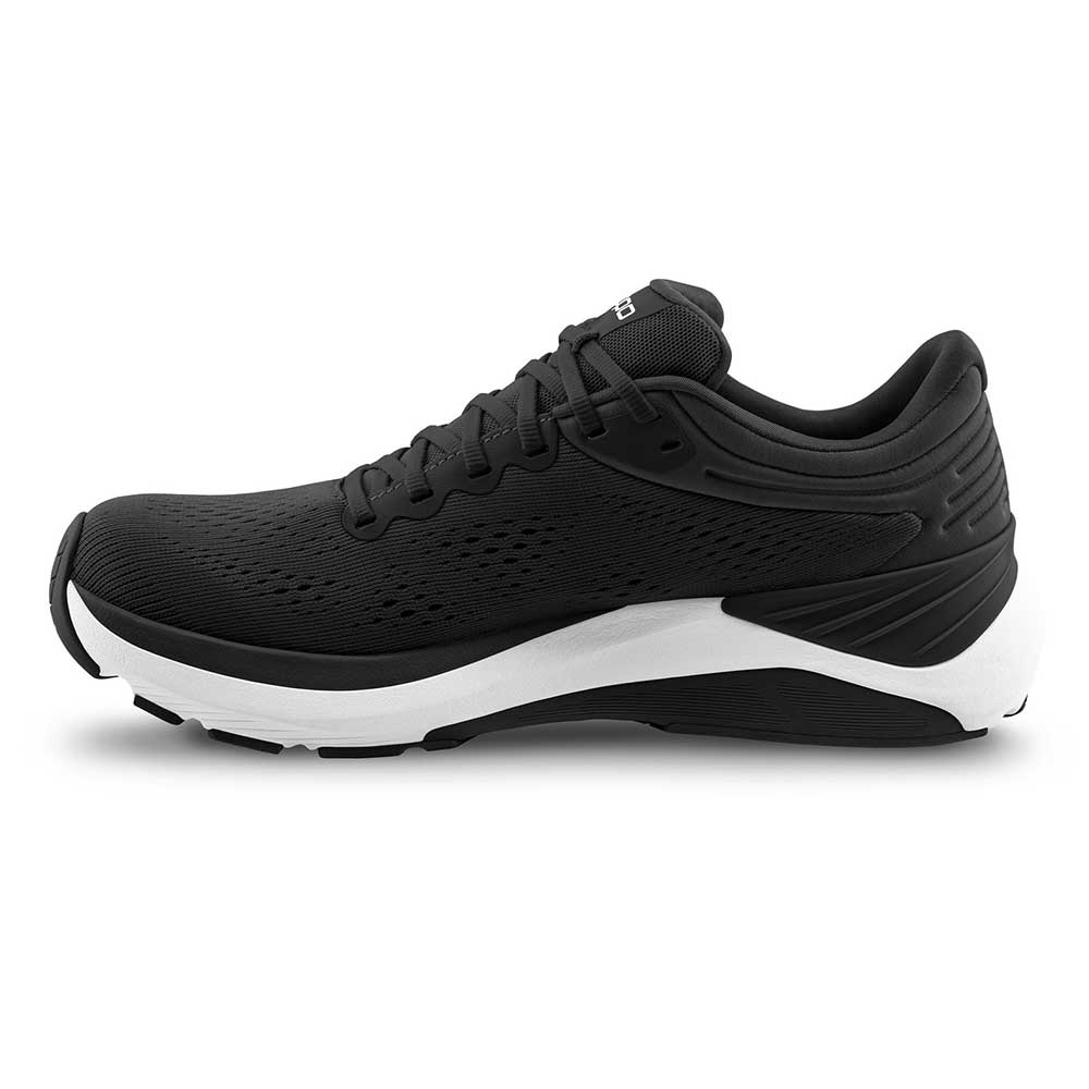 Women's Ultrafly 4 Running Shoe - Black/White- Regular (B)
