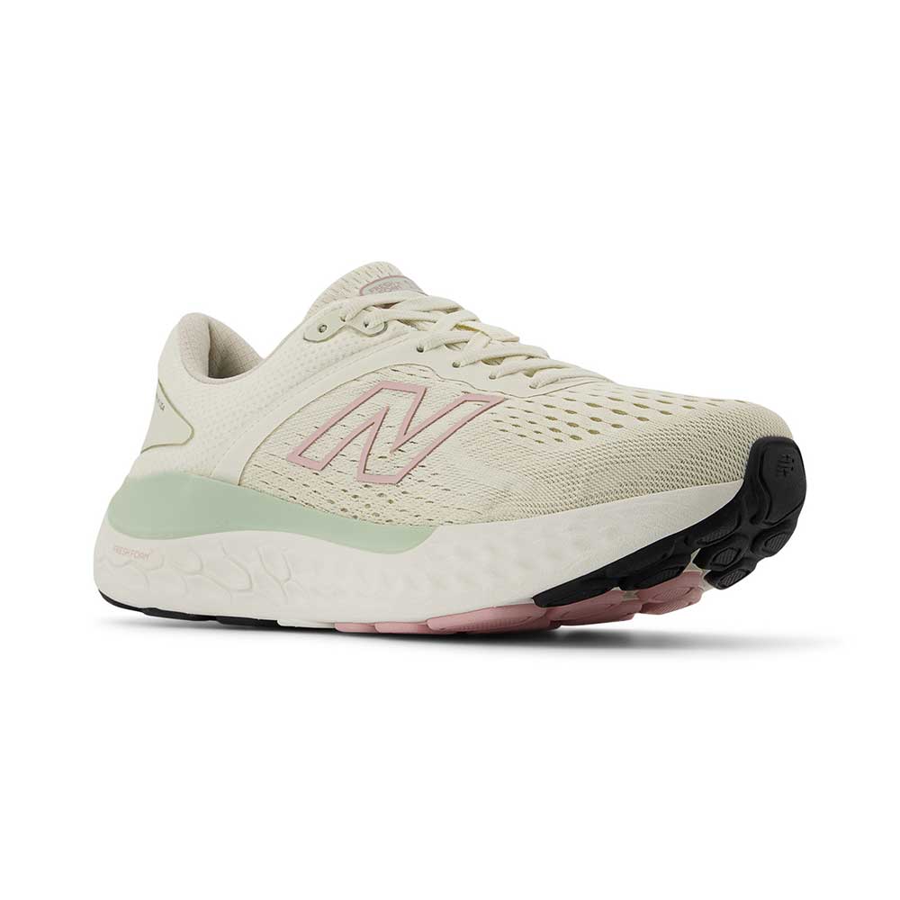 Women's Fresh Foam X 1540 v4 Running Shoe - Turtledove/Silver Moss - Regular (B)