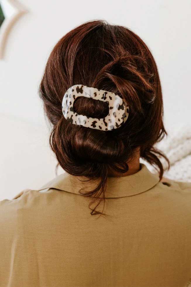 Flat Round Hair Clip Medium - Blonde Tortoise