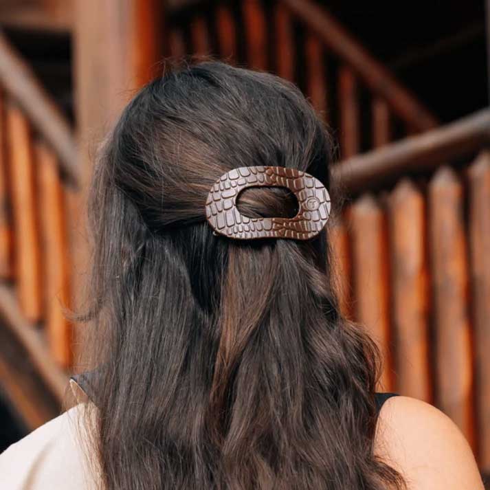 Flat Round Hair Clip Medium - Brown Crocodile