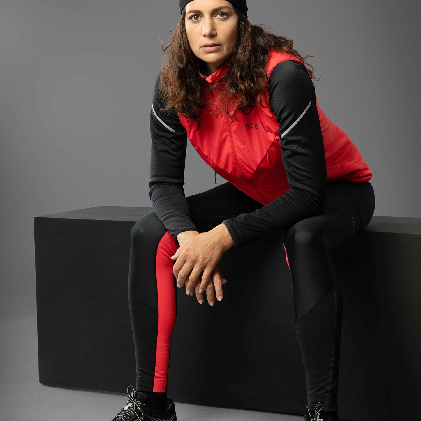 Women's R5 Women GORE-TEX INFINIUM™ Tight - Black – Gazelle Sports