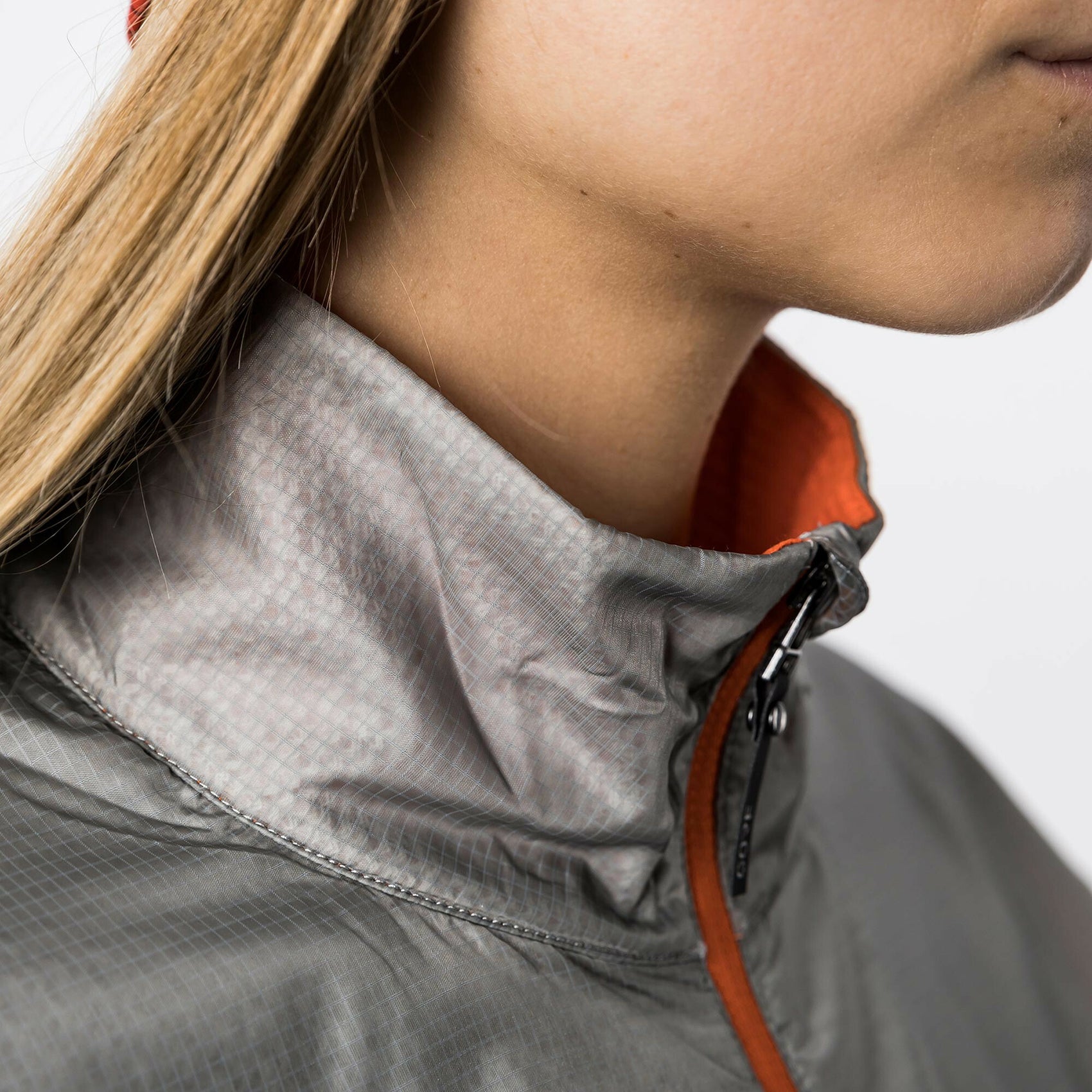 Men's R5 GORE-TEX Infinium™ Insulated Jacket - Black – Gazelle Sports