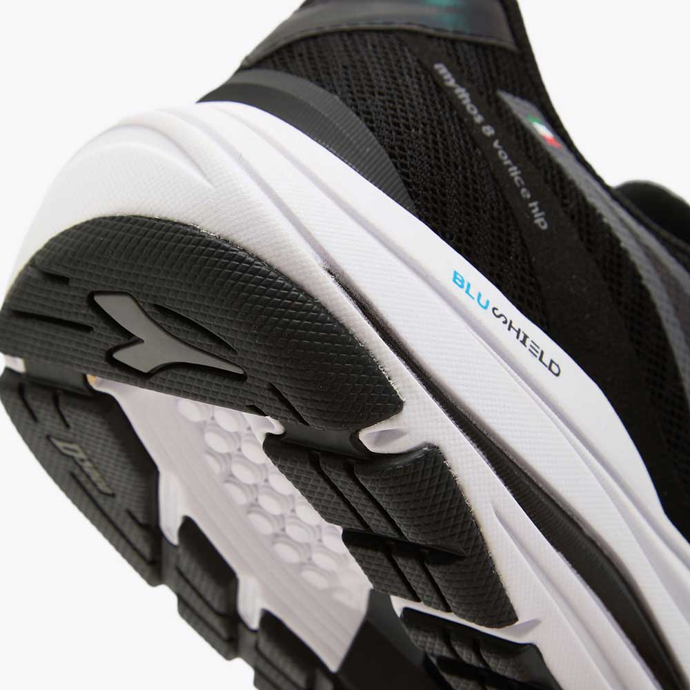 Women's Mythos Blushield Vortice 8 Running Shoe - Black/White-Regular (B)