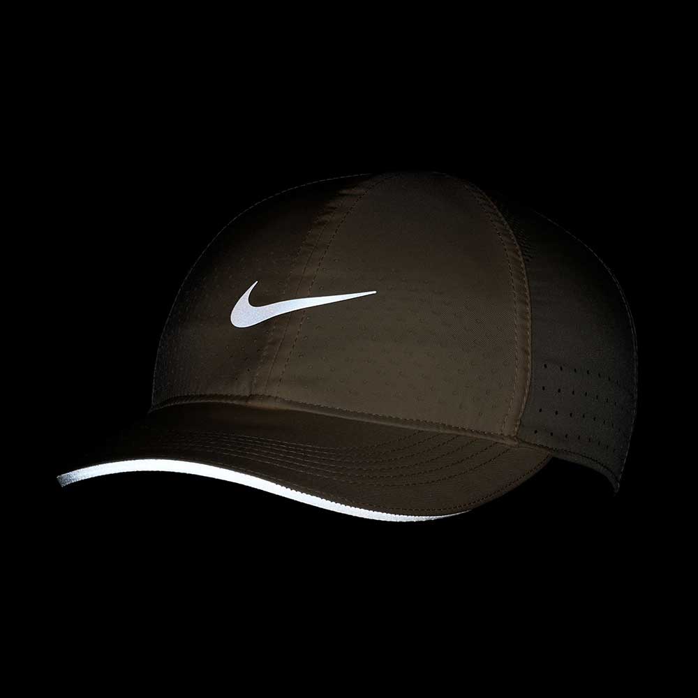 Women's Nike Featherlight Running Cap - Pale Vanilla/Reflective Silver