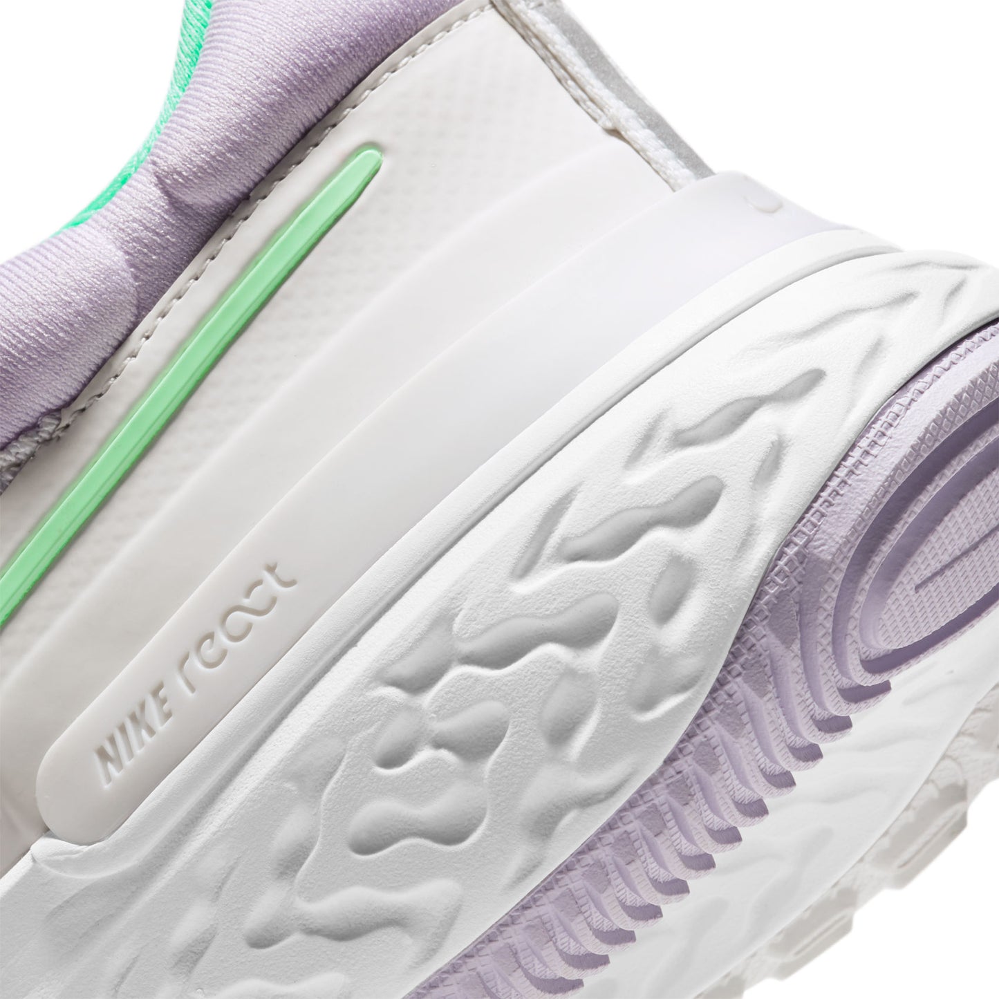 Women's Nike React Miler 2 Running Shoe - Platinum Tint/Green Glow/White - Regular (B)