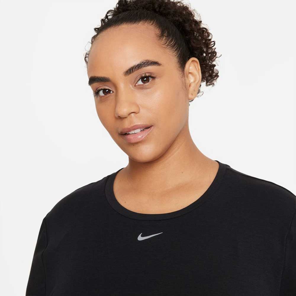 nike standard fit t shirt