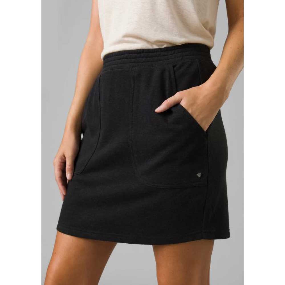 Women's Cozy Up Sport Skirt - Black – Gazelle Sports