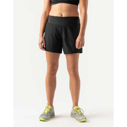 Women's Run Always Relax Low Rise 6in Shorts - Black